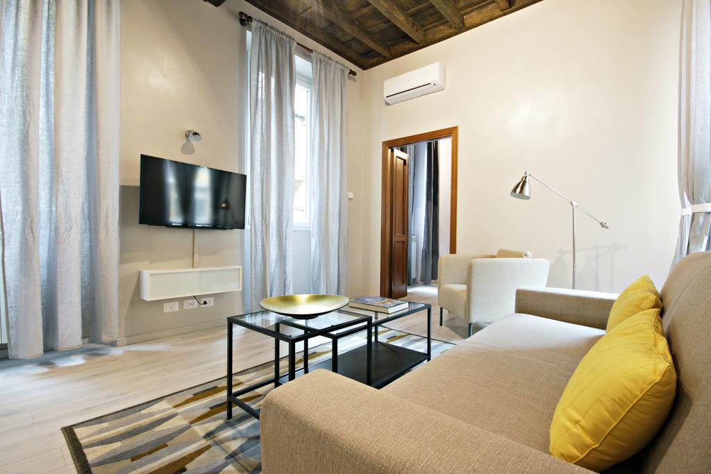 Living Rhome-Spanishsteps Рим Номер фото