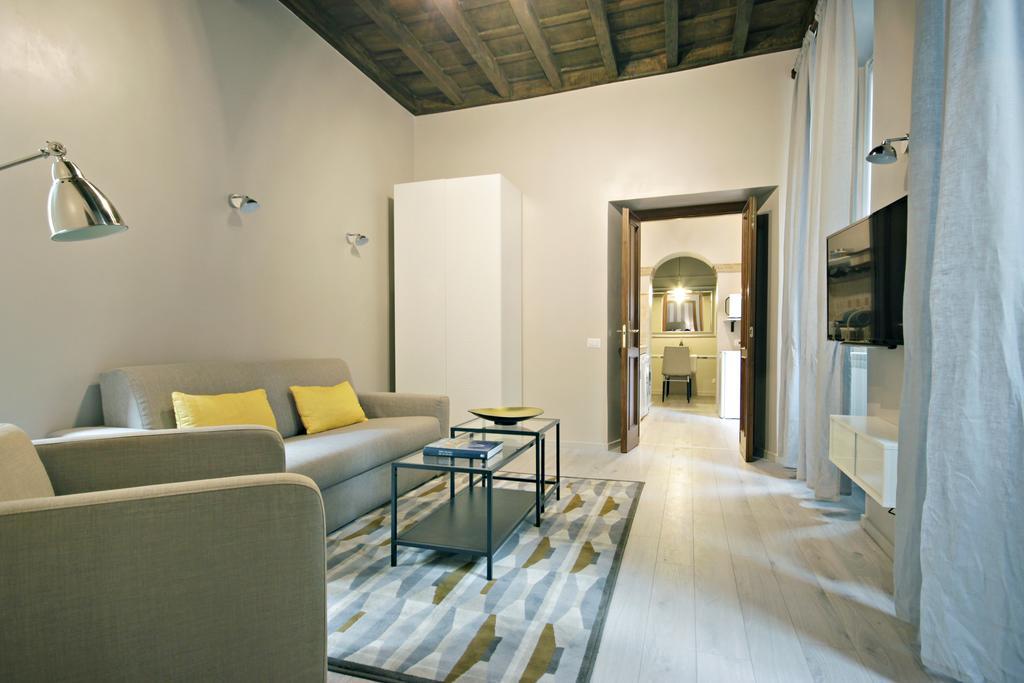 Living Rhome-Spanishsteps Рим Номер фото